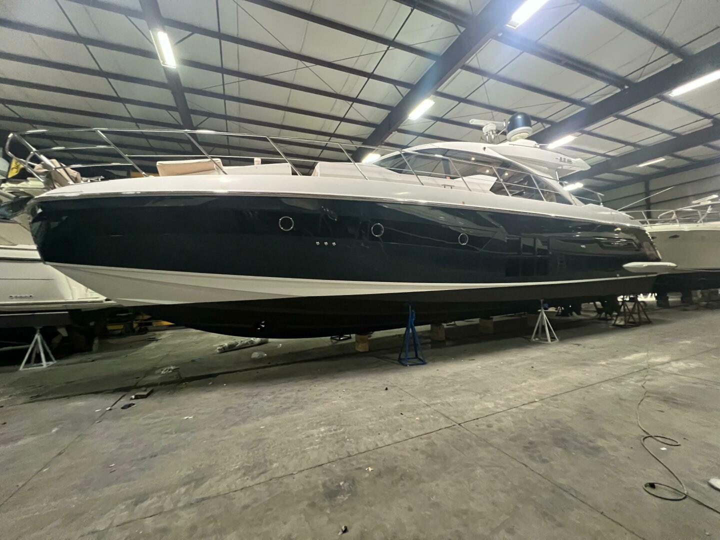 Slide: The Image of Azimut 55S 2017 - 4427940