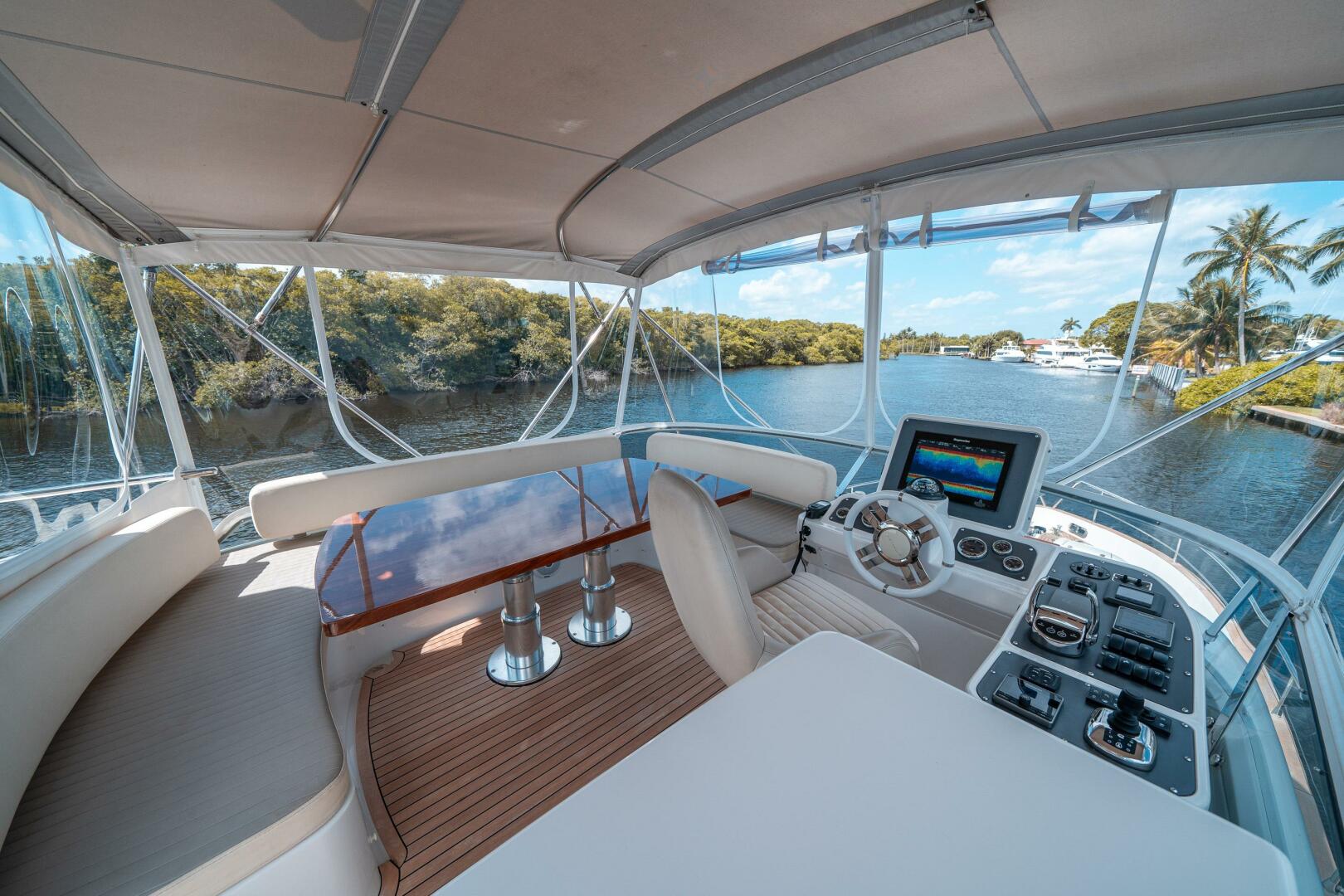 Slide: The Image of Azimut 56 2018 - 11