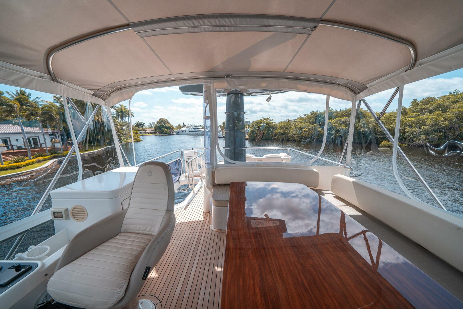 Slide: The Image of Azimut 56 2018 - 16