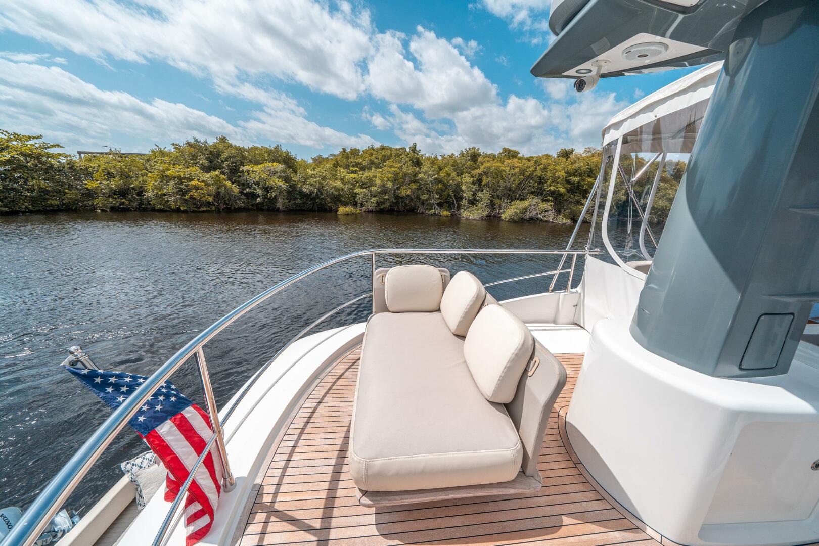 Slide: The Image of Azimut 56 2018 - 19