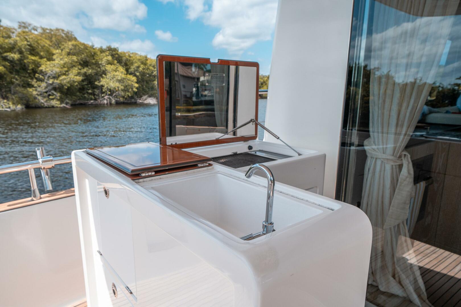 Slide: The Image of Azimut 56 2018 - 28