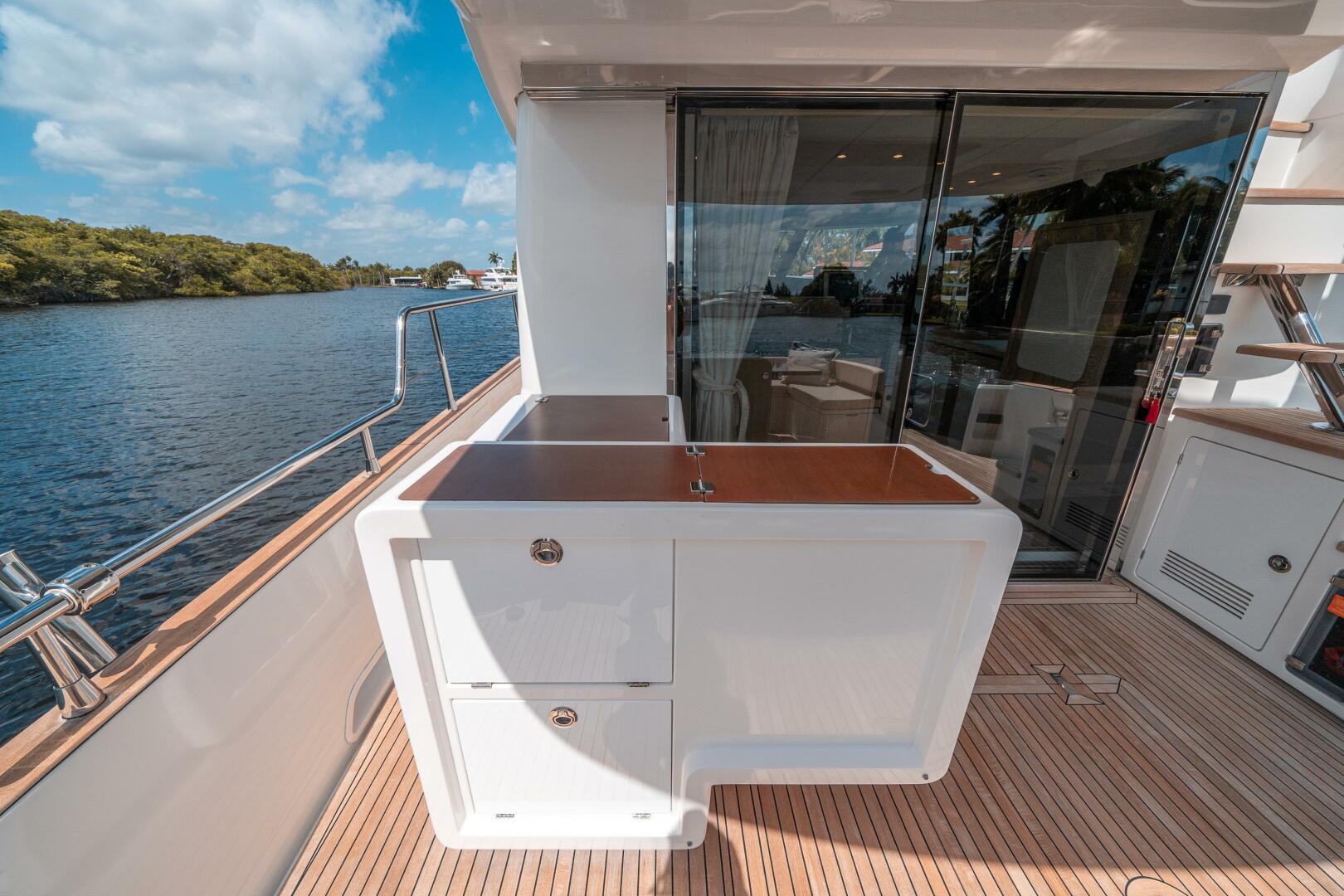 Slide: The Image of Azimut 56 2018 - 33