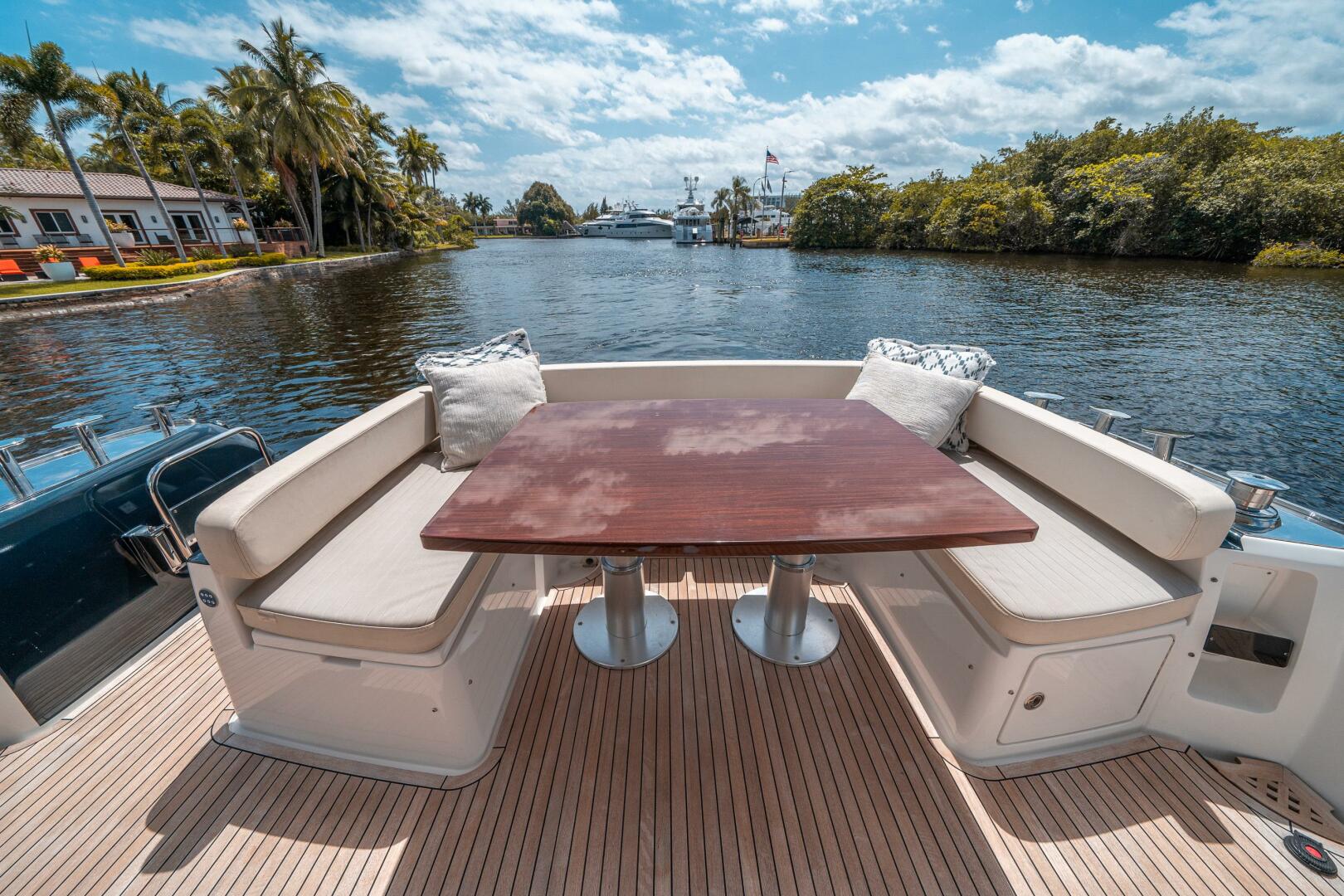 Slide: The Image of Azimut 56 2018 - 35