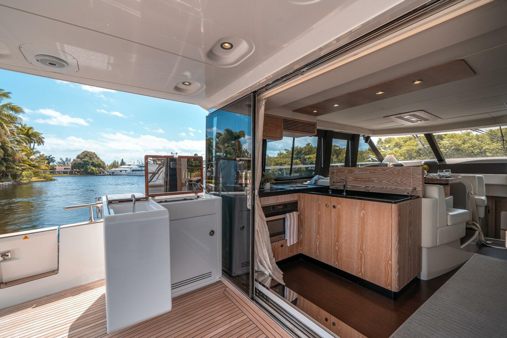 Slide: The Image of Azimut 56 2018 - 43