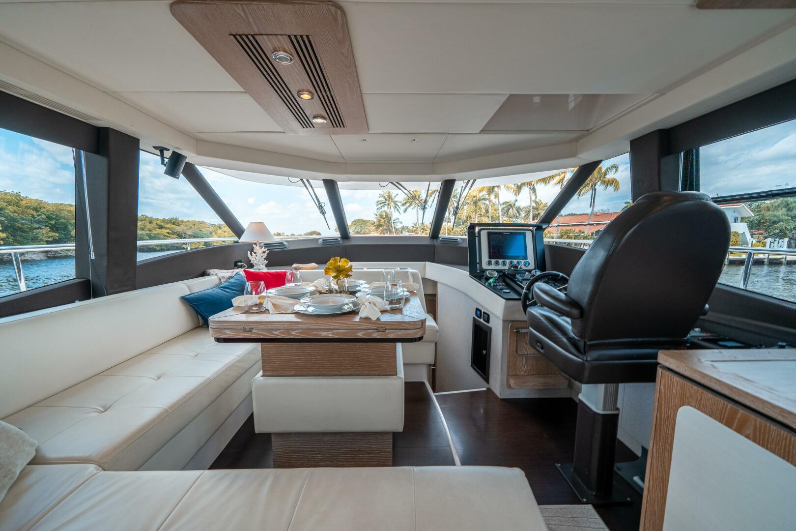 Slide: The Image of Azimut 56 2018 - 57