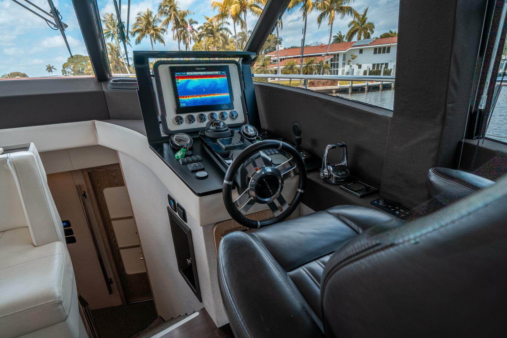Slide: The Image of Azimut 56 2018 - 59