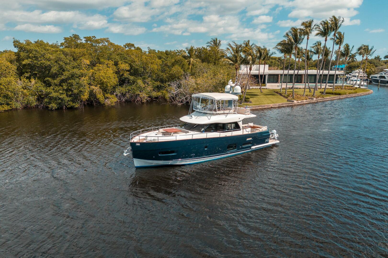 Slide: The Image of Azimut 56 2018 - 8