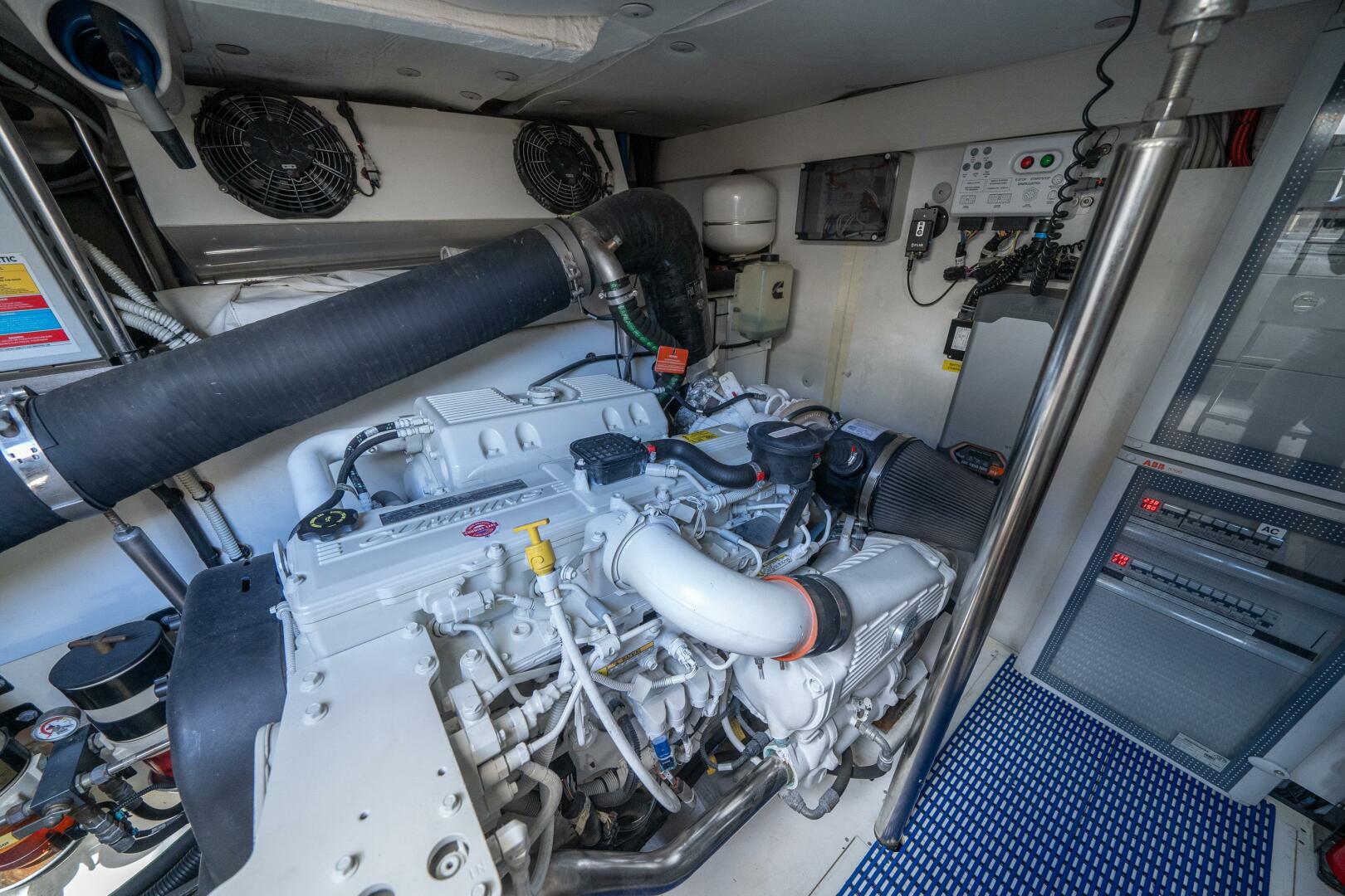 Slide: The Image of Azimut 56 2018 - 86