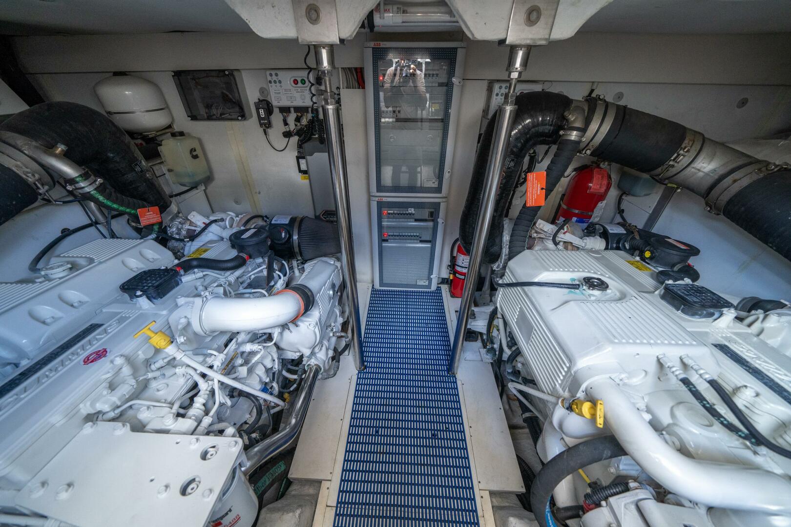 Slide: The Image of Azimut 56 2018 - 88