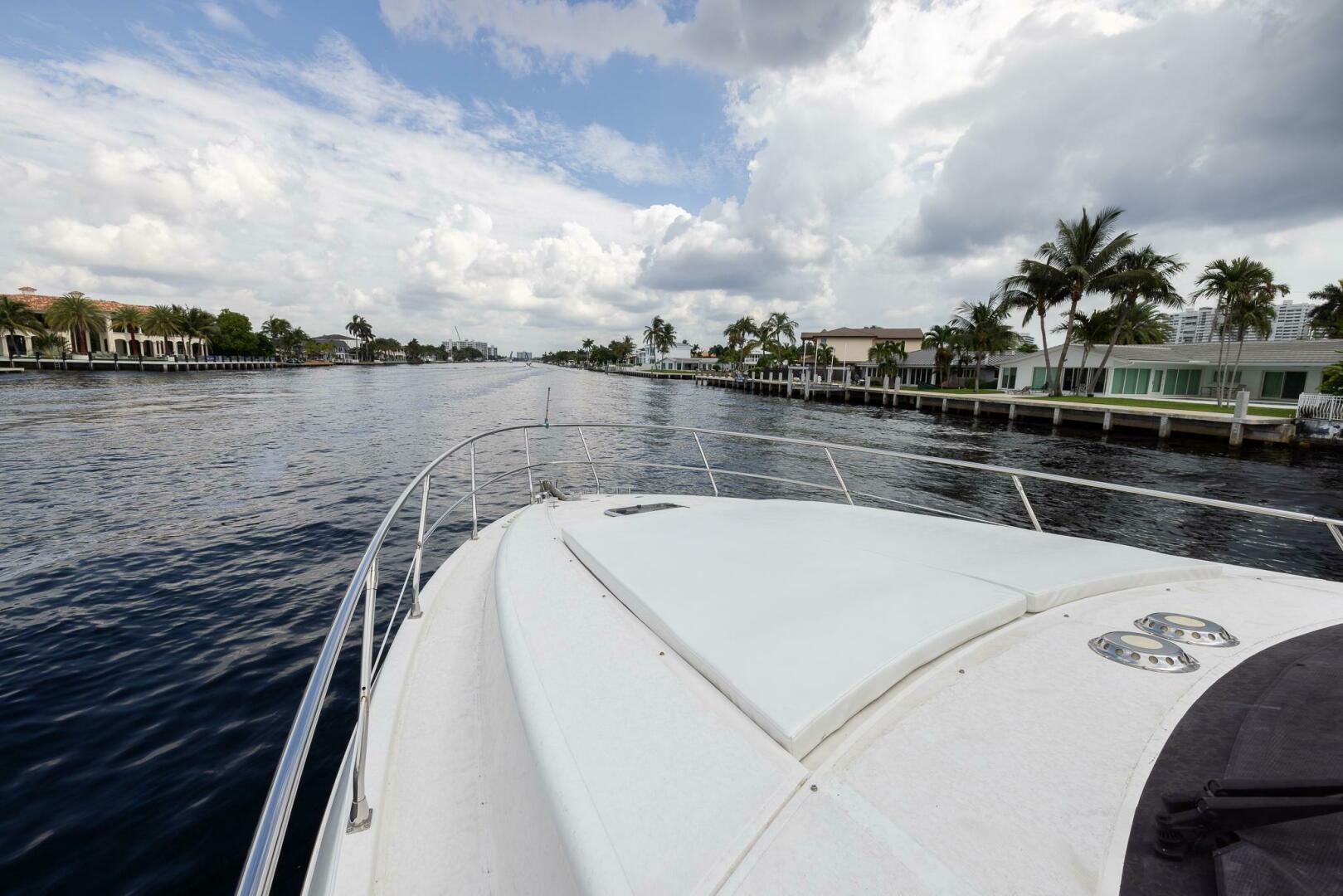 Slide: The Image of Azimut 58 1999 - 4576178