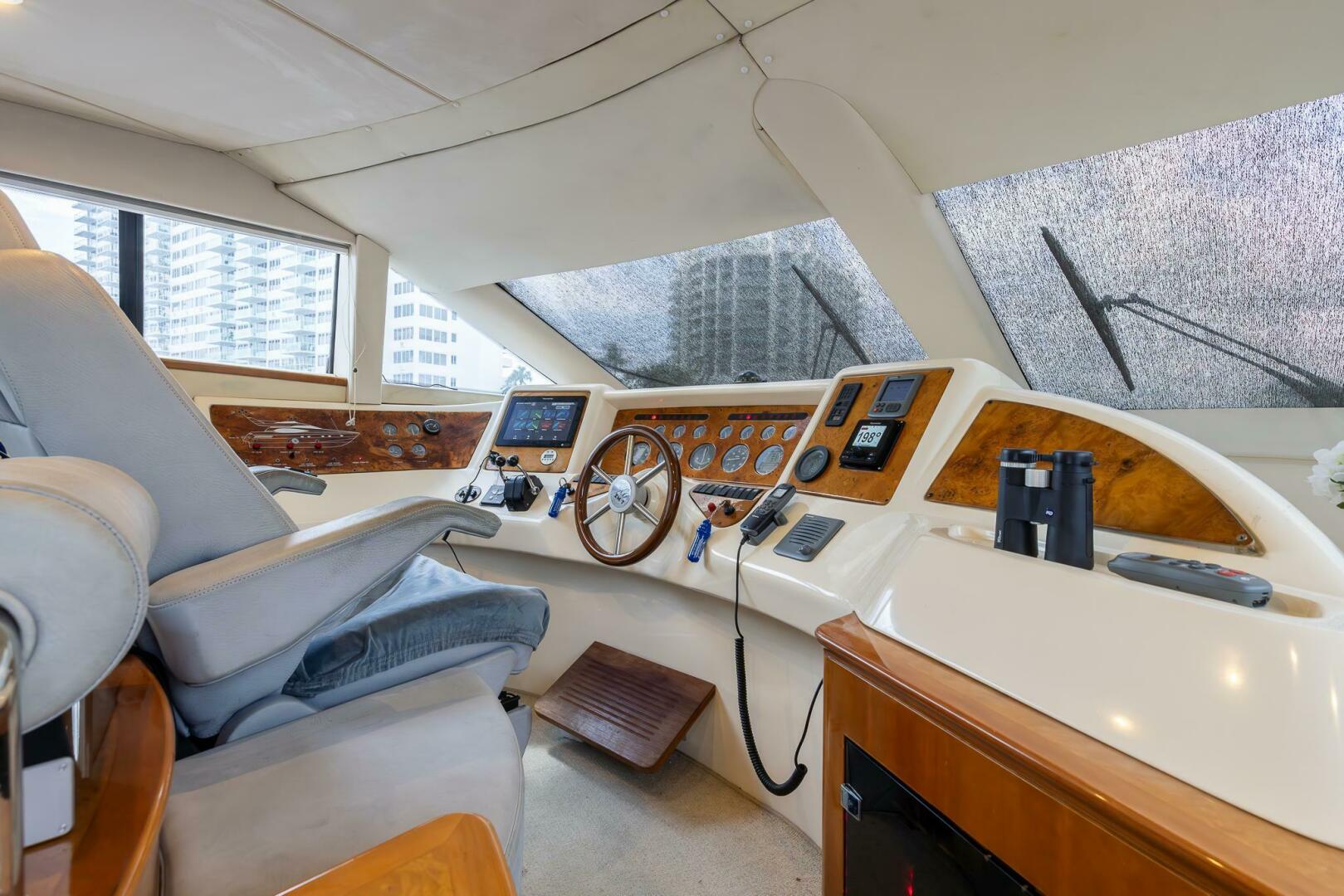 Slide: The Image of Azimut 58 1999 - 4576215