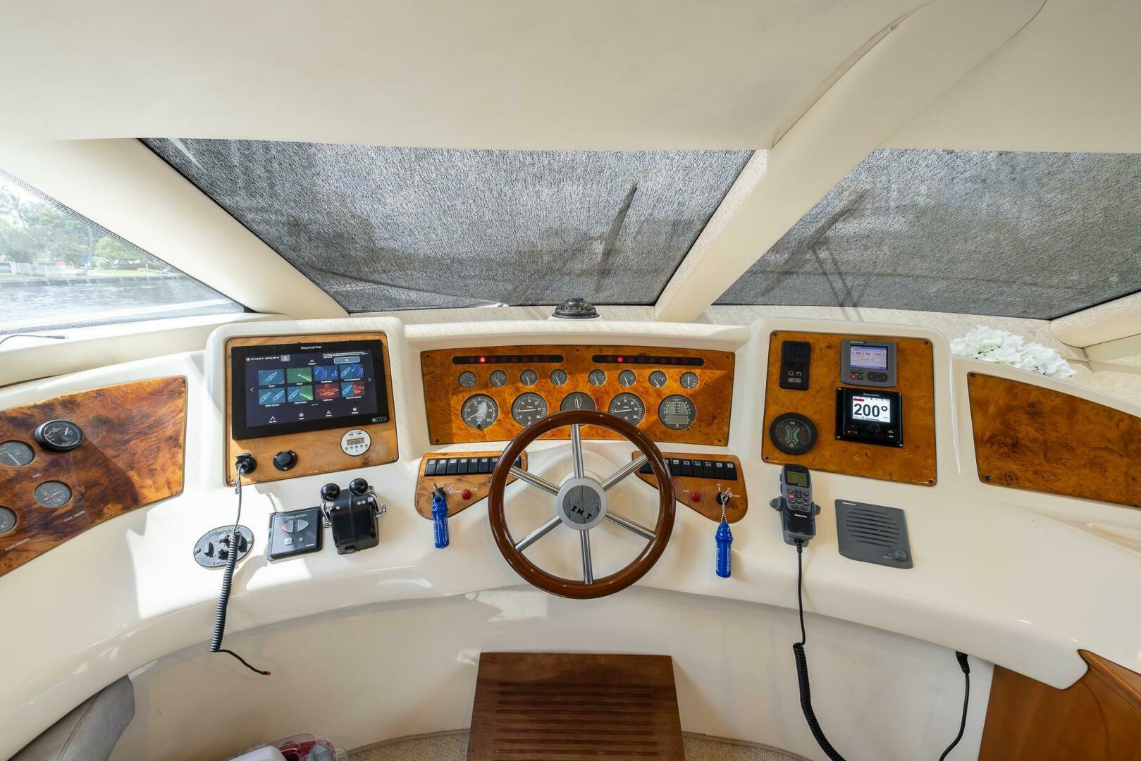 Slide: The Image of Azimut 58 1999 - 4576217