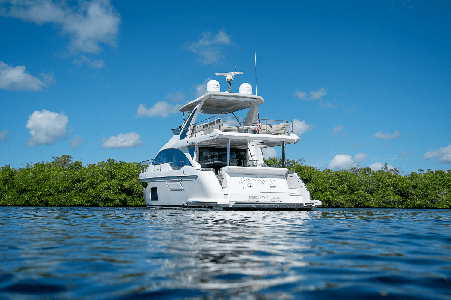 Slide: The Image of Azimut 60 FLY 2023 - 103
