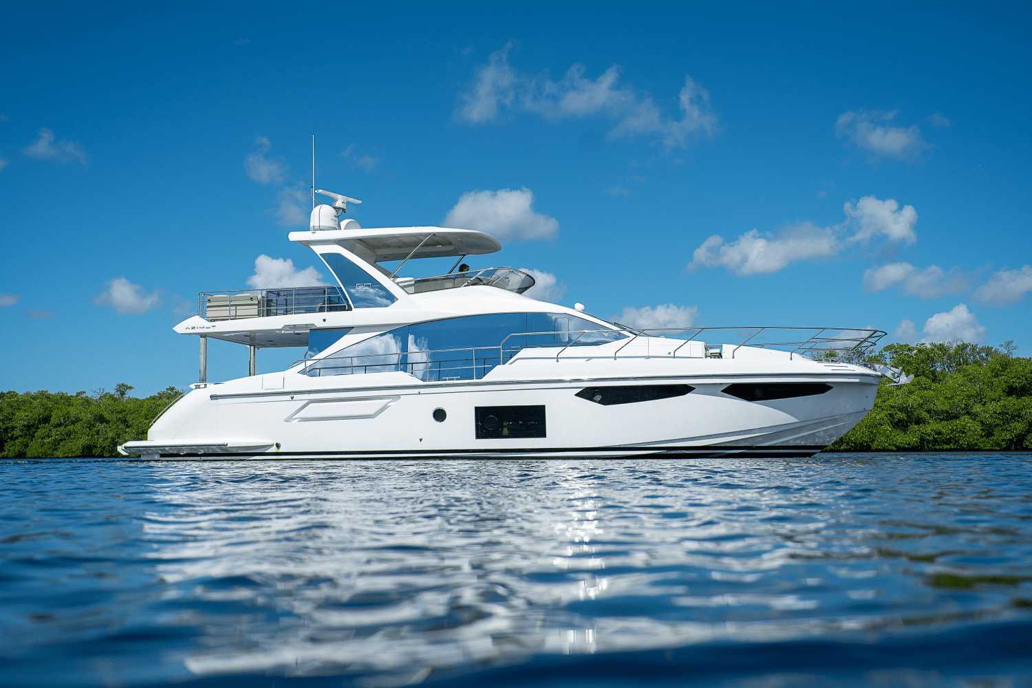 Slide: The Image of Azimut 60 FLY 2023 - 113
