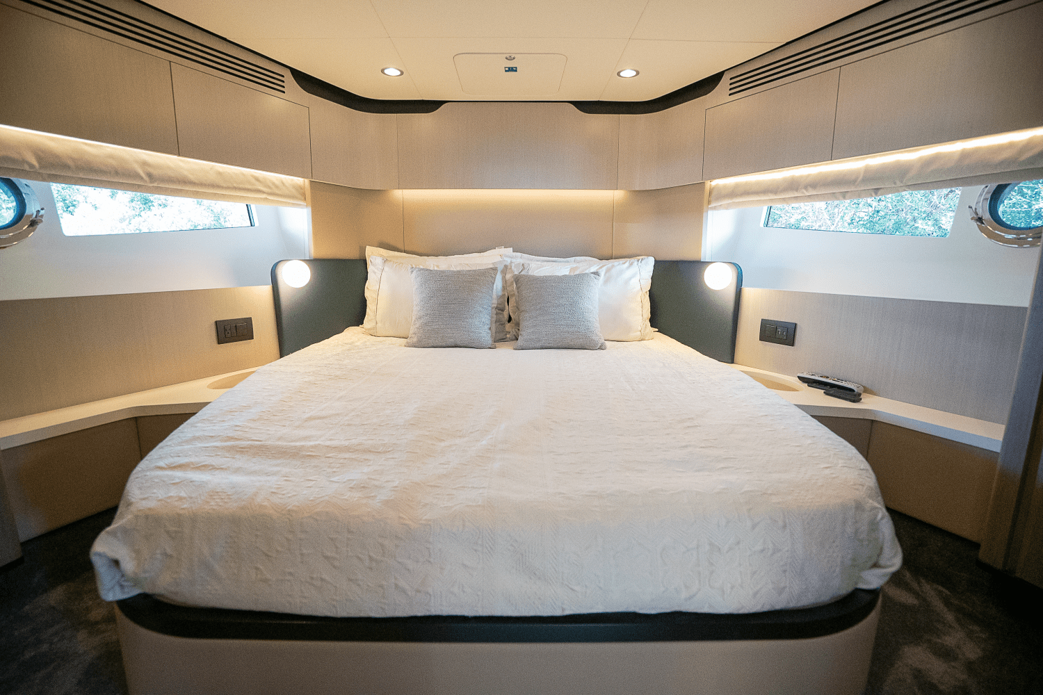 Slide: The Image of Azimut 60 FLY 2023 - 59