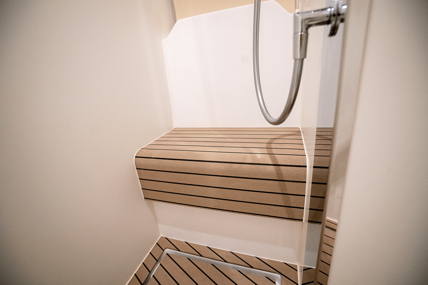 Slide: The Image of Azimut 60 FLY 2023 - 64