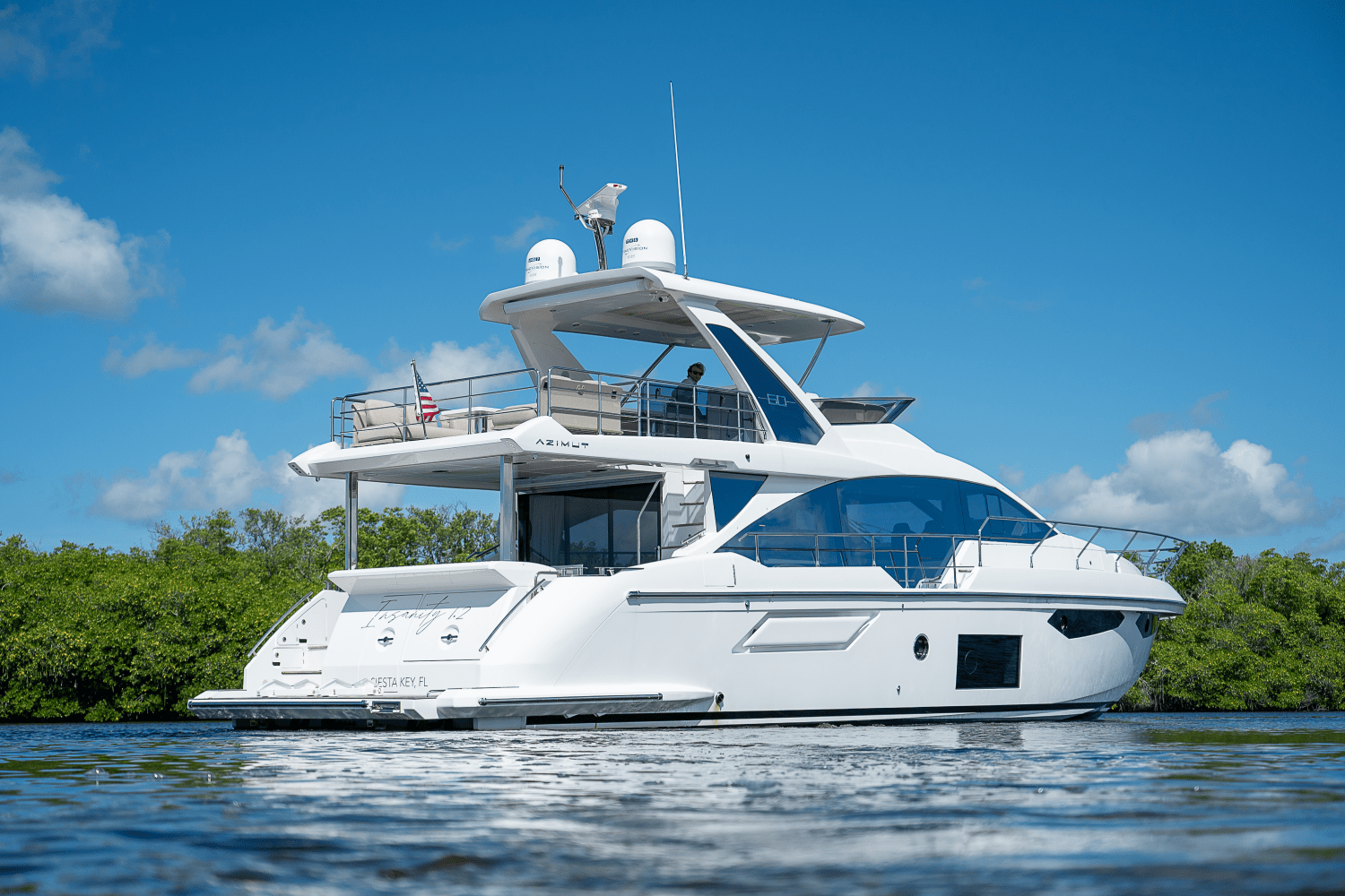 Slide: The Image of Azimut 60 FLY 2023 - 97