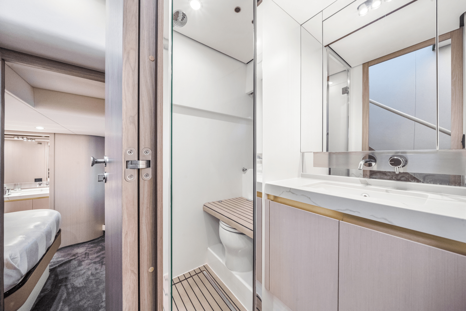 Slide: The Image of Azimut 60 FLYBRIDGE 2021 - 21