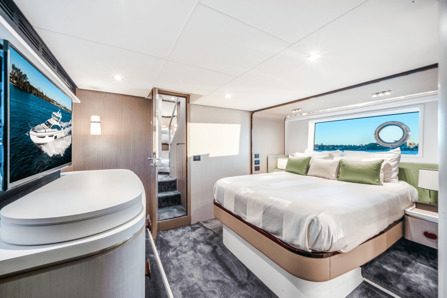 Slide: The Image of Azimut 60 FLYBRIDGE 2021 - 24