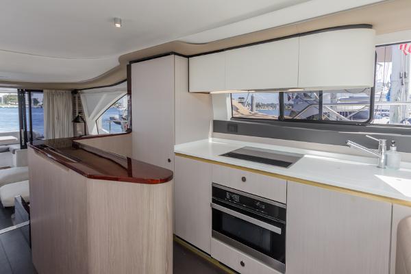 Slide: The Image of Azimut 60 Flybridge 2021 - 64