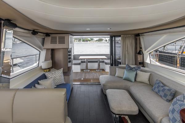 Slide: The Image of Azimut 60 Flybridge 2021 - 67