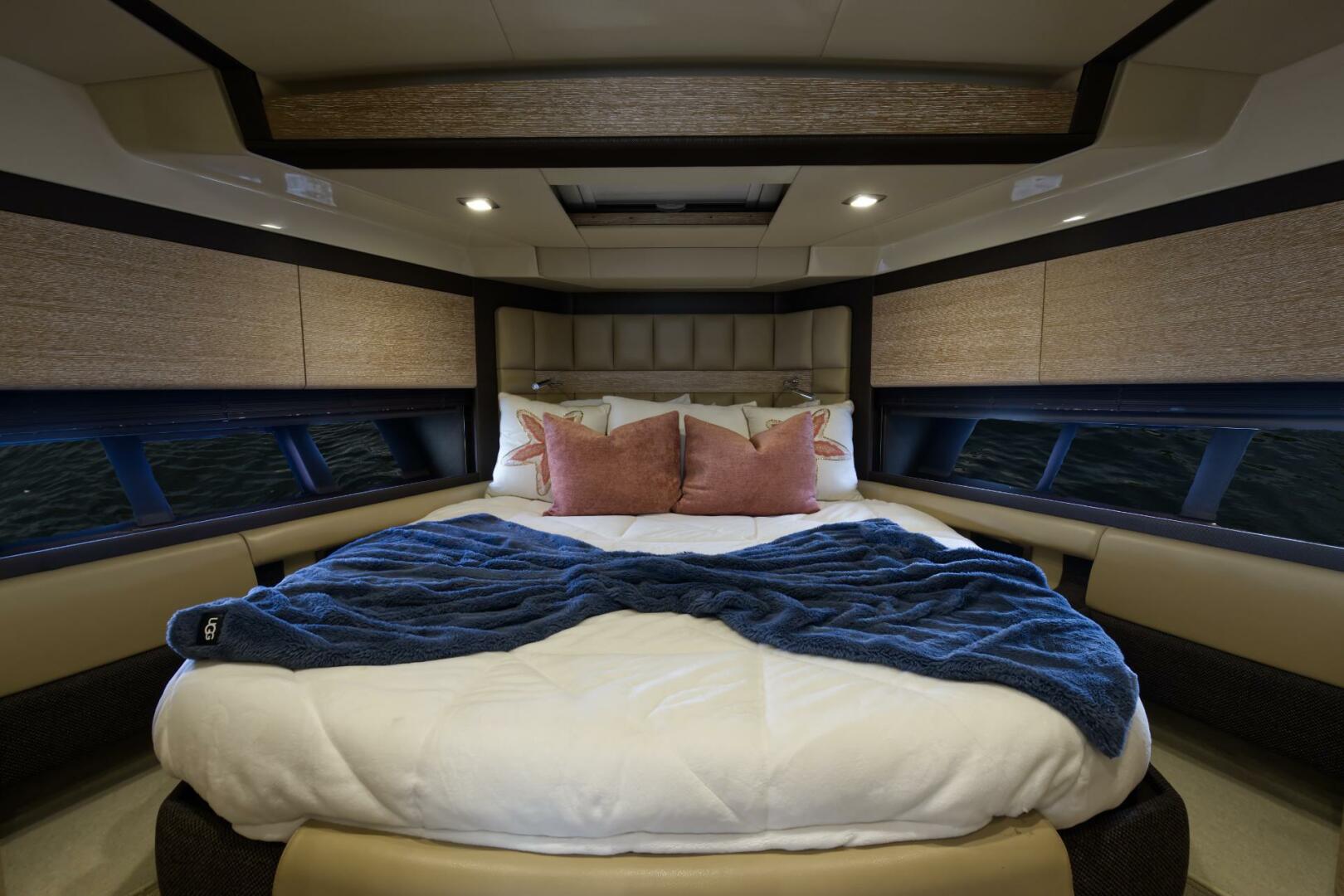 Slide: The Image of Azimut 64 Flybridge 2015 - 4223840