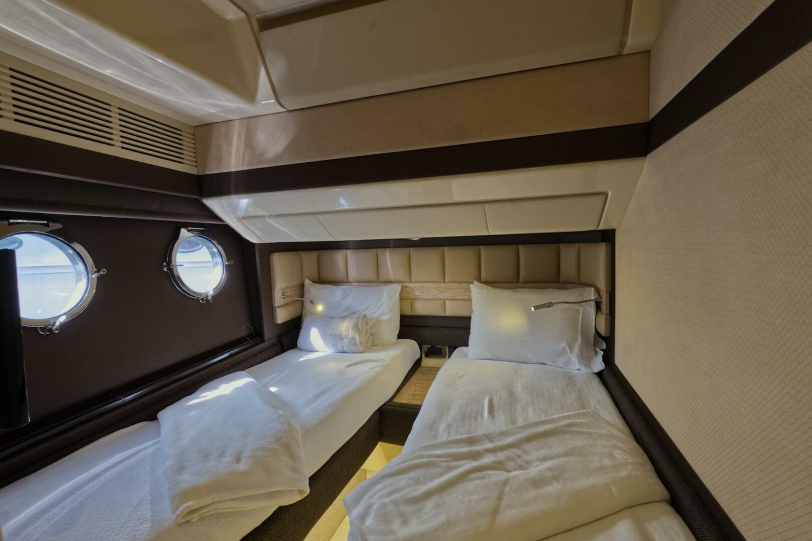 Slide: The Image of Azimut 64 Flybridge 2015 - 4223843
