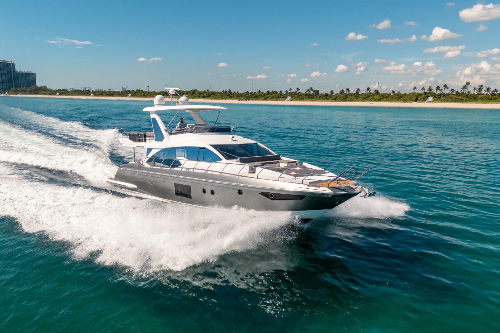 Slide: The Image of Azimut 66 Fly 2018 - 4724305