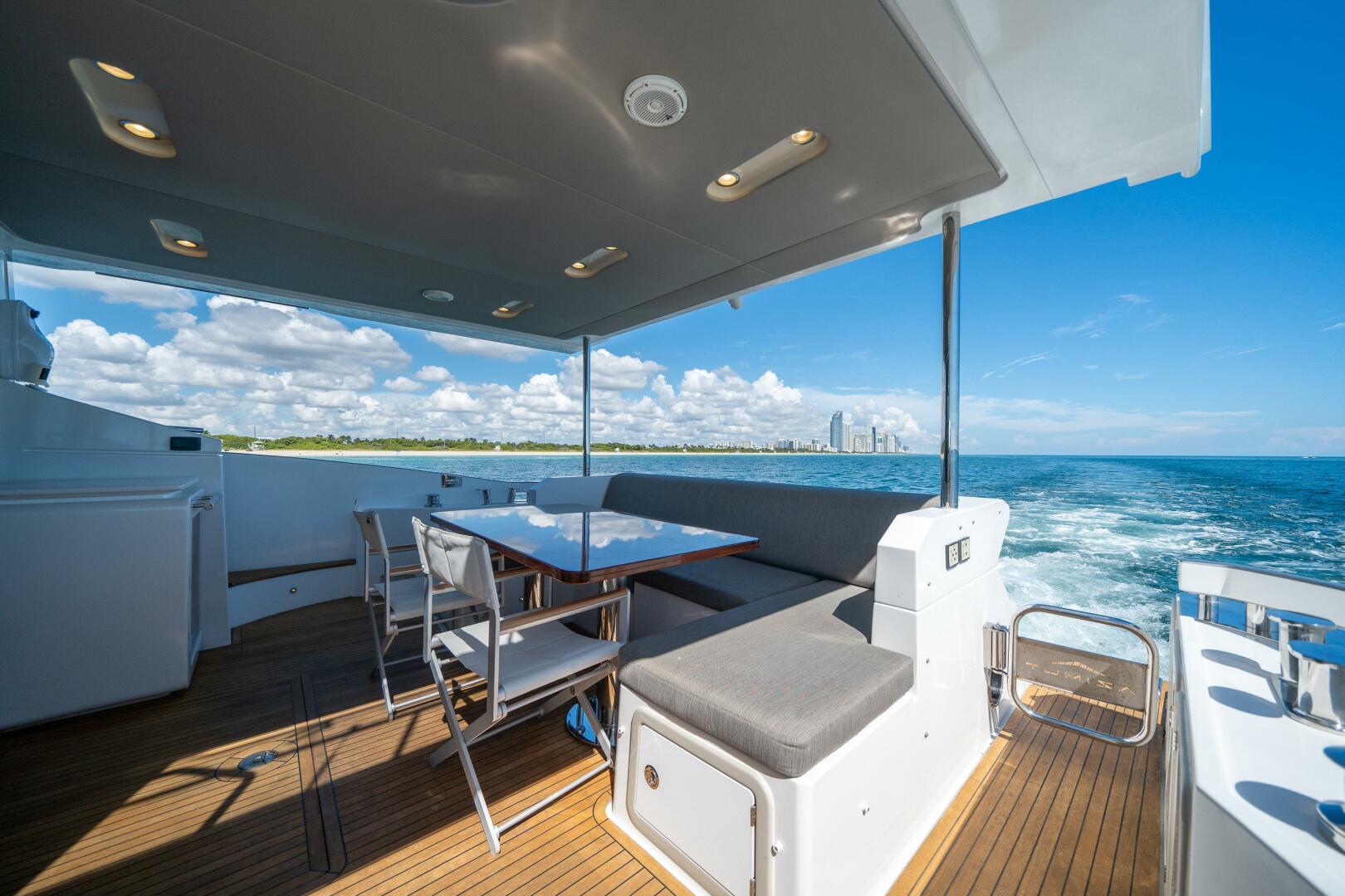 Slide: The Image of Azimut 66 Fly 2018 - 4724321