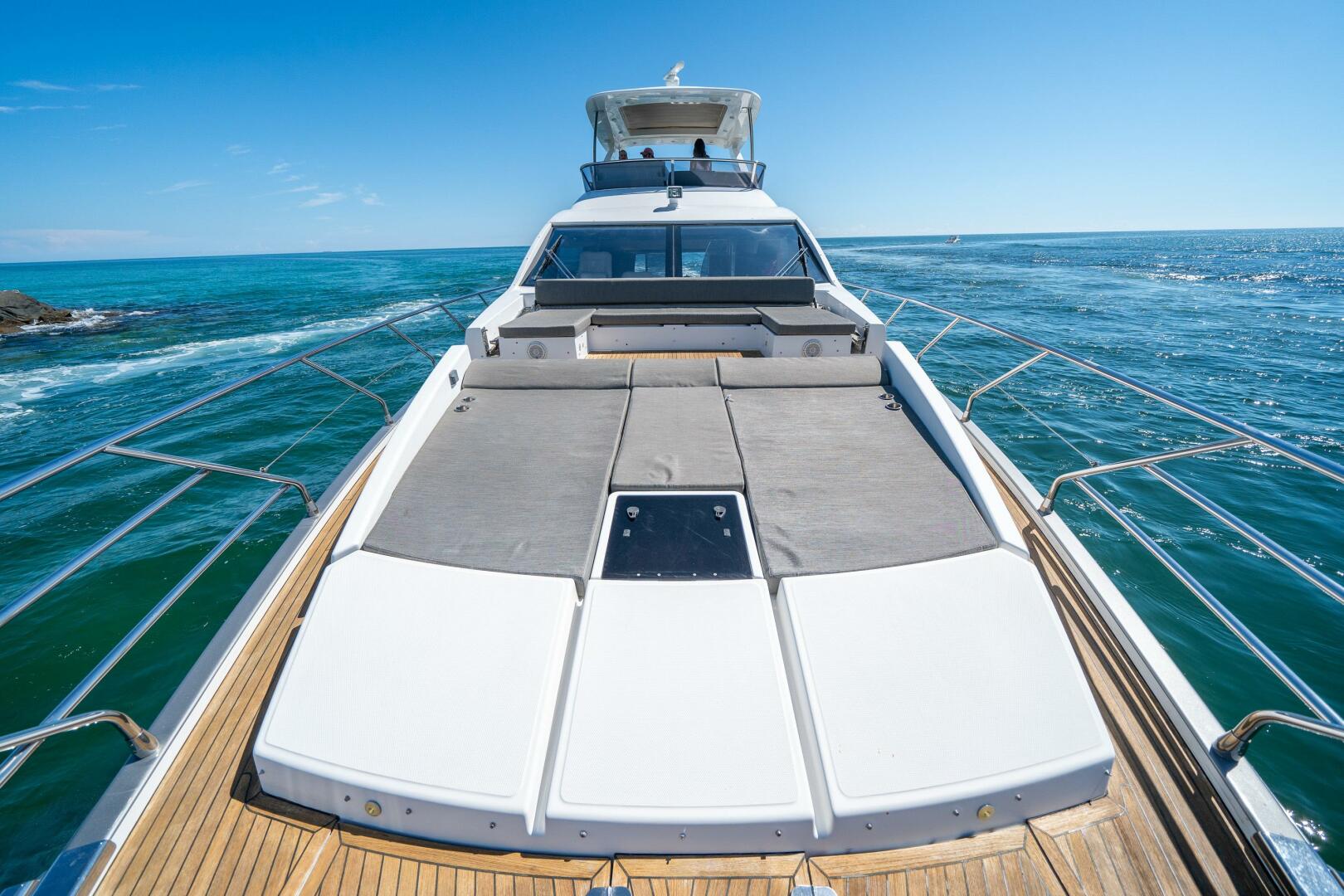 Slide: The Image of Azimut 66 Fly 2018 - 4724328