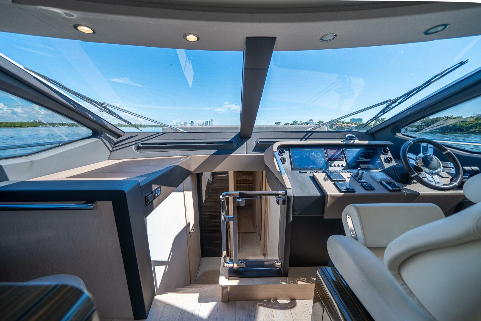 Slide: The Image of Azimut 66 Fly 2018 - 4724343