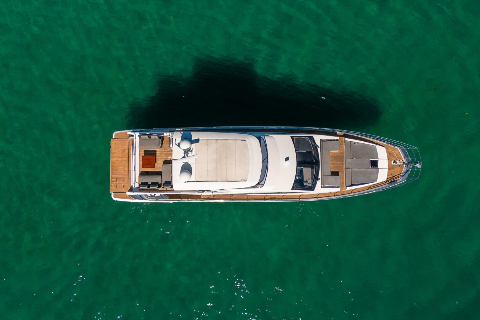 Slide: The Image of Azimut 66 Fly 2018 - 4724317