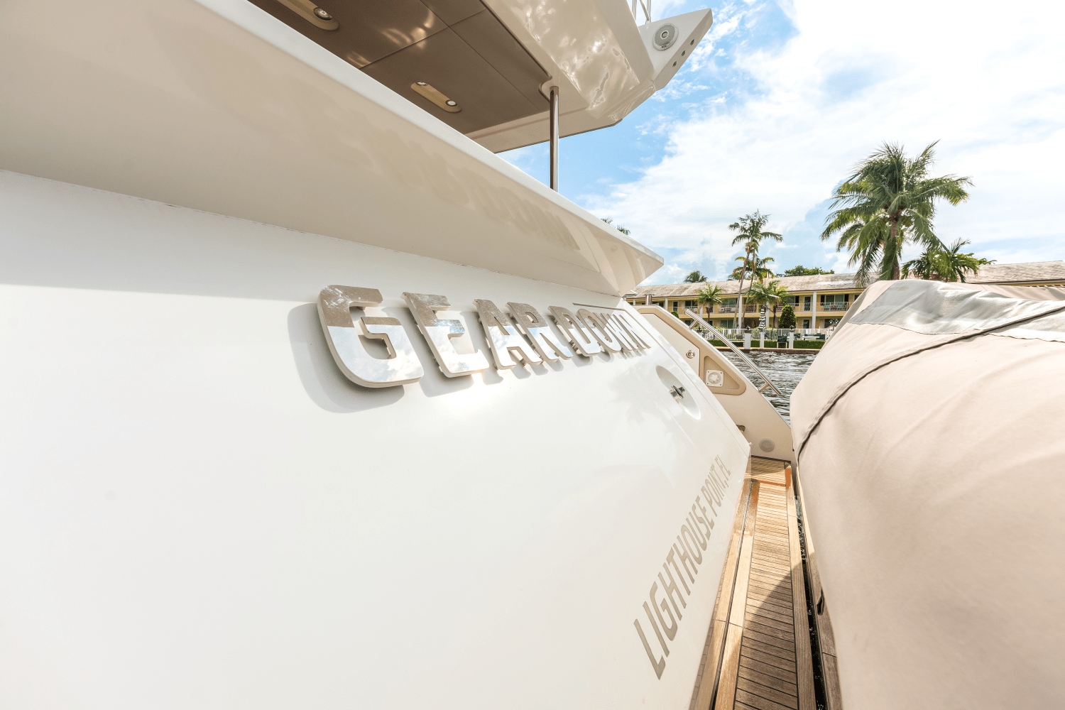 Slide: The Image of Azimut 66 FLY 2019 - 43