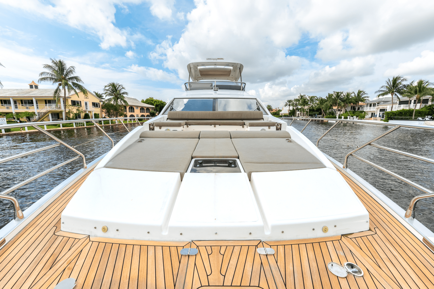 Slide: The Image of Azimut 66 FLY 2019 - 46