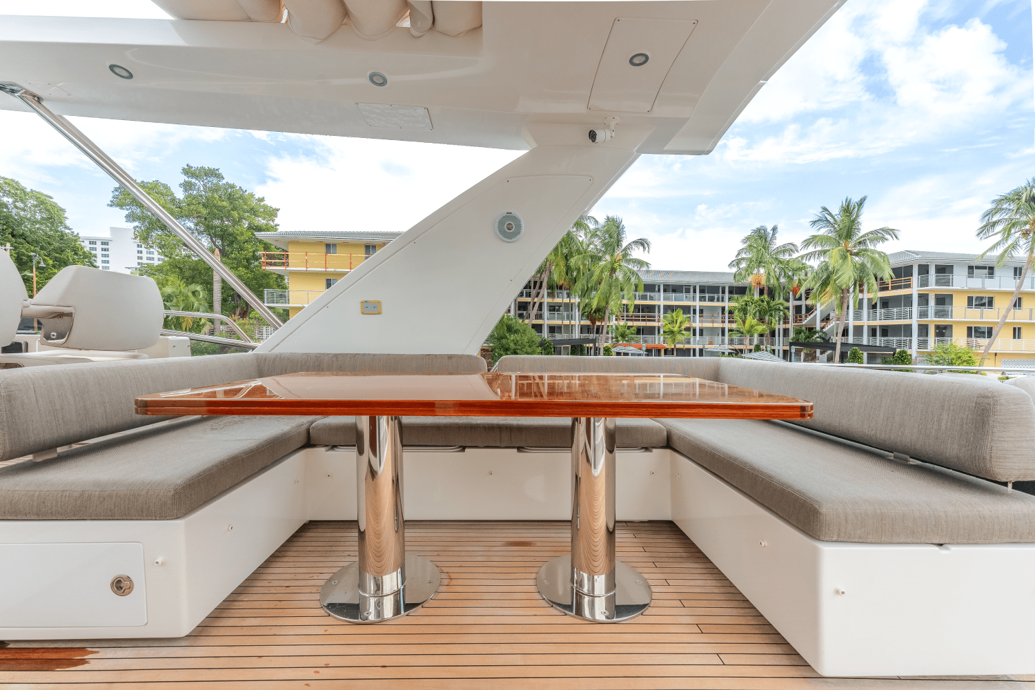 Slide: The Image of Azimut 66 FLY 2019 - 54