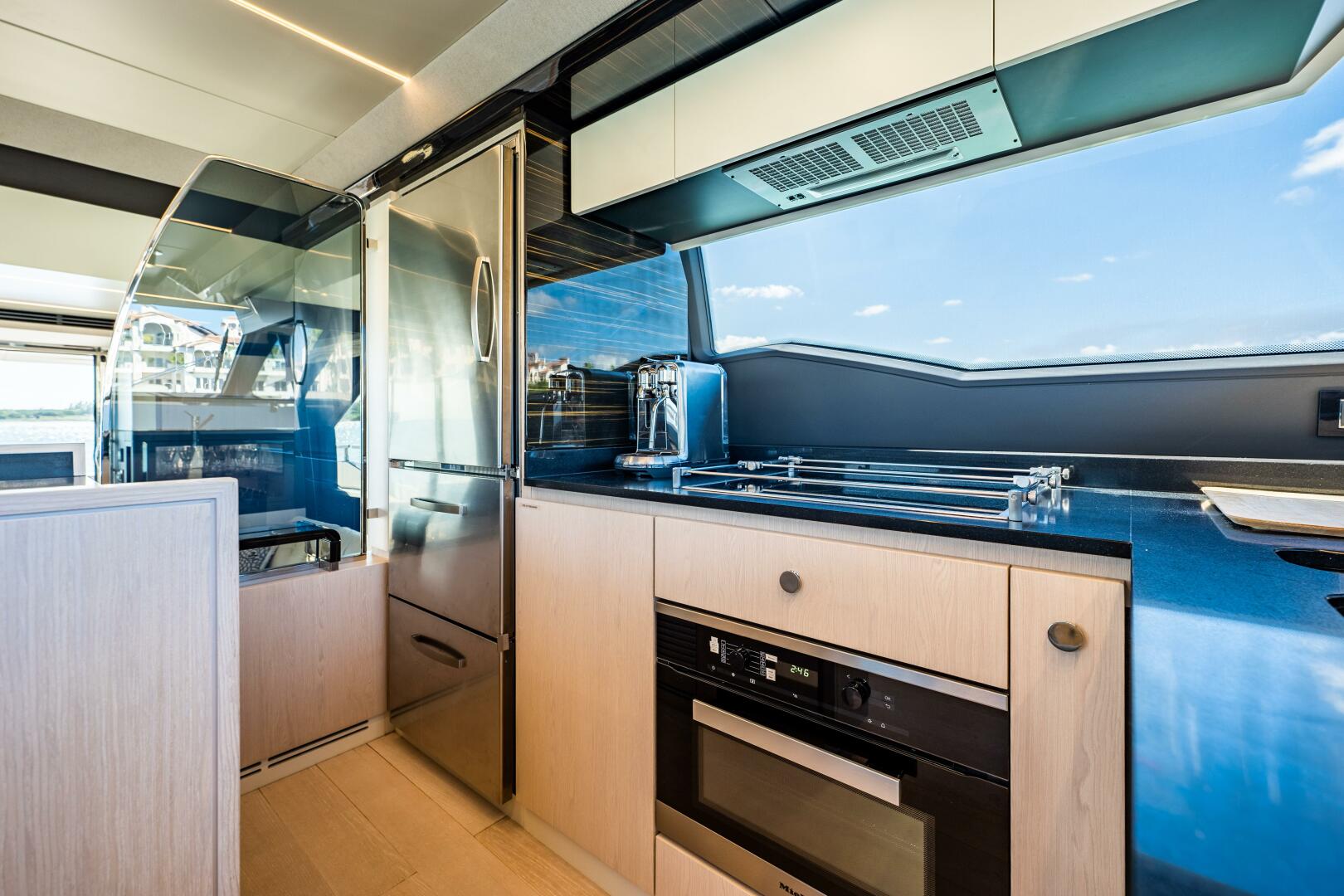 Slide: The Image of Azimut 66 Flybridge 2017 - 5116584