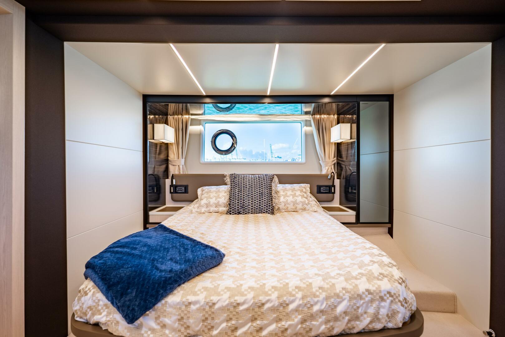 Slide: The Image of Azimut 66 Flybridge 2017 - 5116612