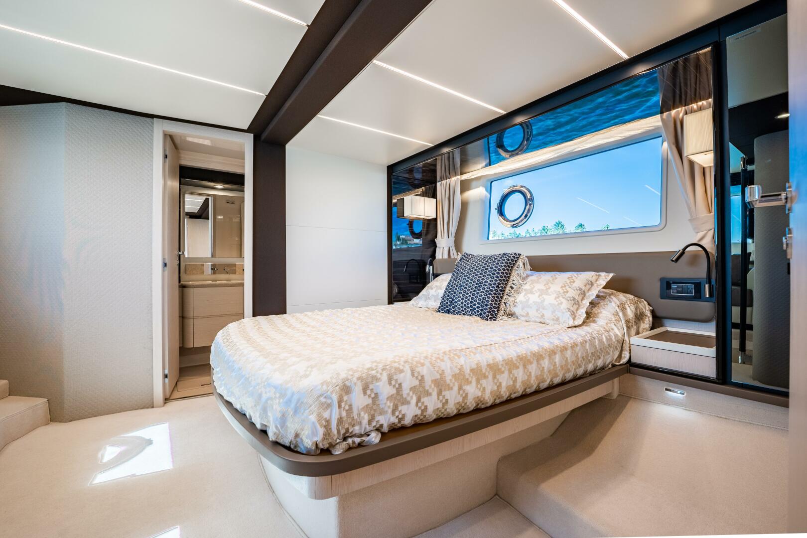 Slide: The Image of Azimut 66 Flybridge 2017 - 5116613