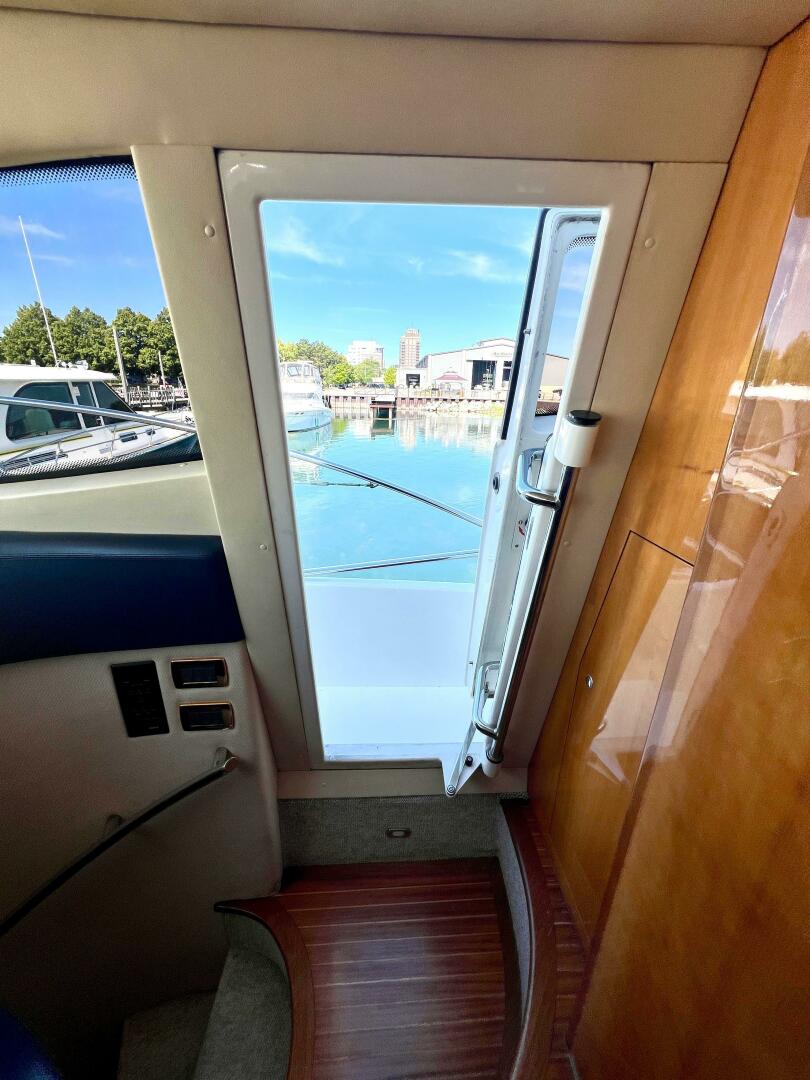 Slide: The Image of Azimut 68 Plus 2002 - 4813172