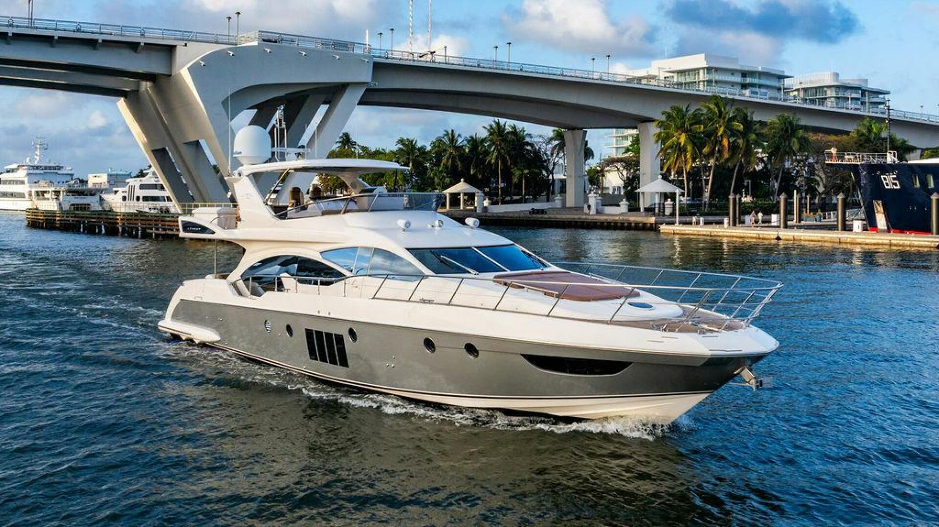Slide: The Image of Azimut 70 Fly 2011 - 5341483