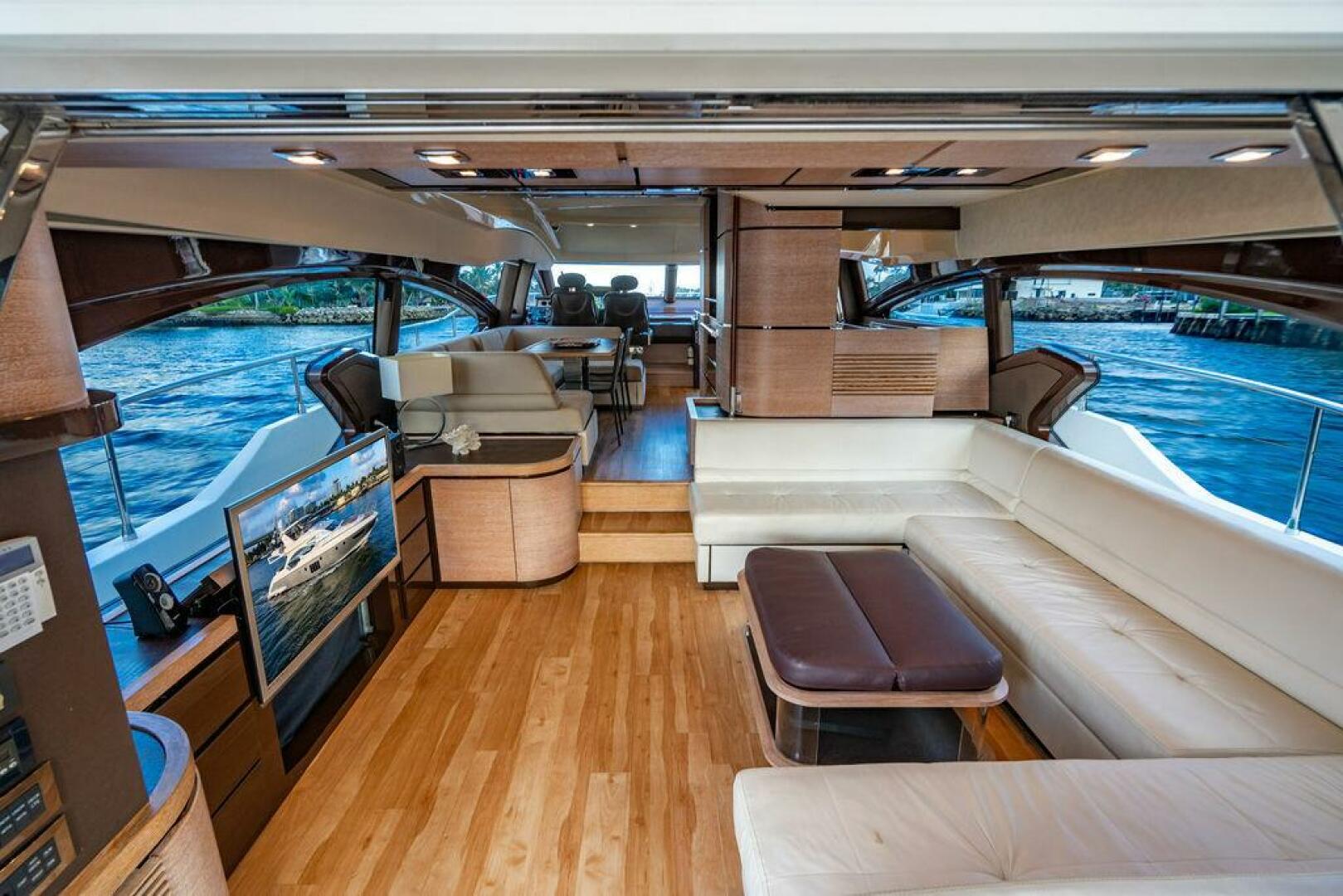 Slide: The Image of Azimut 70 Fly 2011 - 5341494