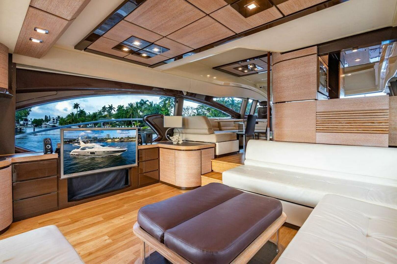 Slide: The Image of Azimut 70 Fly 2011 - 5341497
