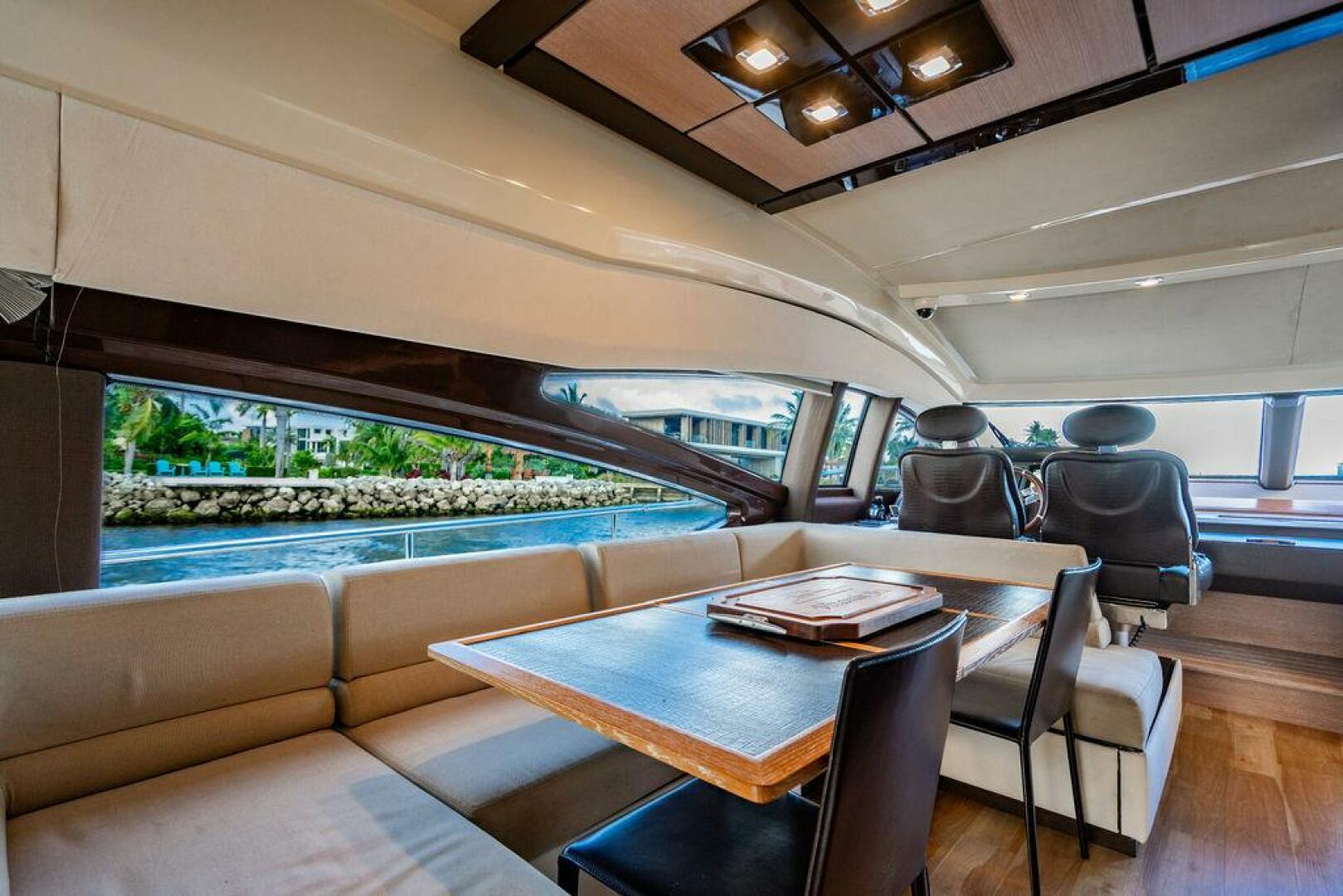 Slide: The Image of Azimut 70 Fly 2011 - 5341498