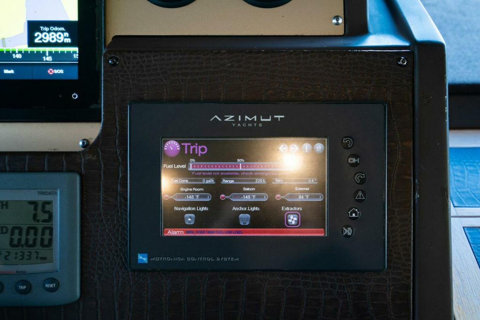 Slide: The Image of Azimut 70 Fly 2011 - 5341507