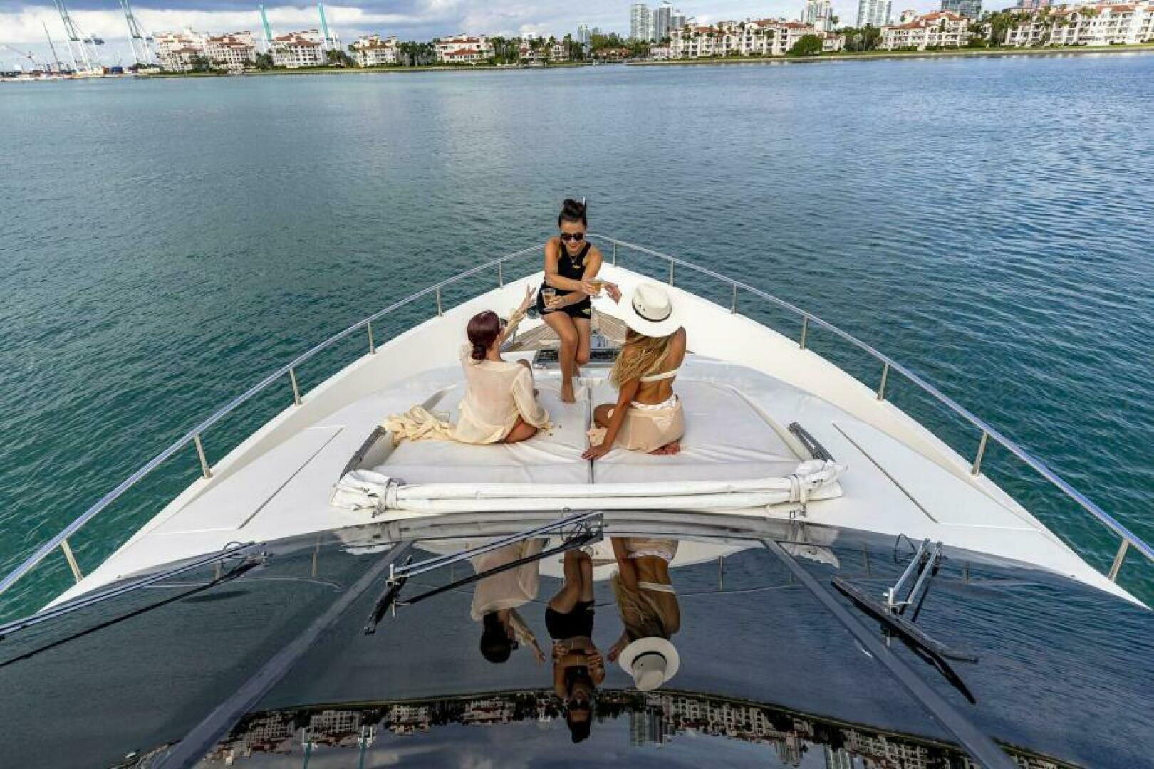 Slide: The Image of Azimut 70 Sea-Jet 2001 - 5098436