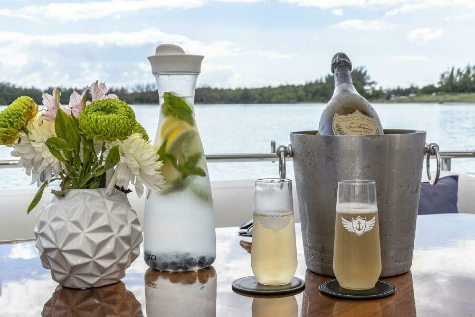 Slide: The Image of Azimut 70 Sea-Jet 2001 - 5098442