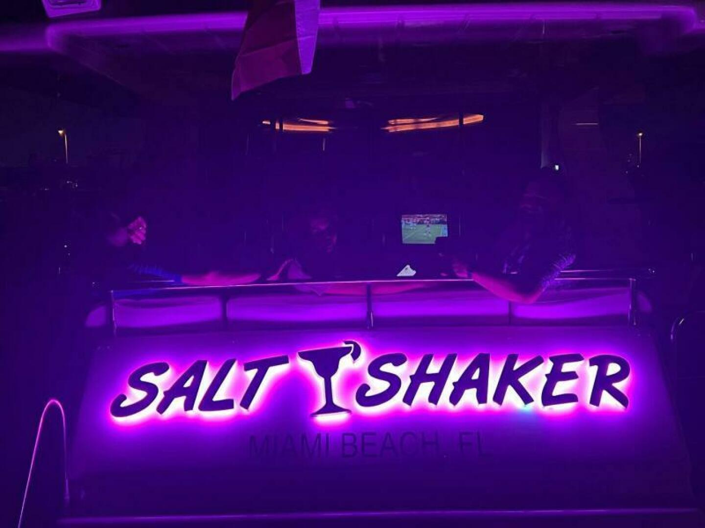 Slide: The Image of Azimut 70 Sea-Jet 2001 - 5098490