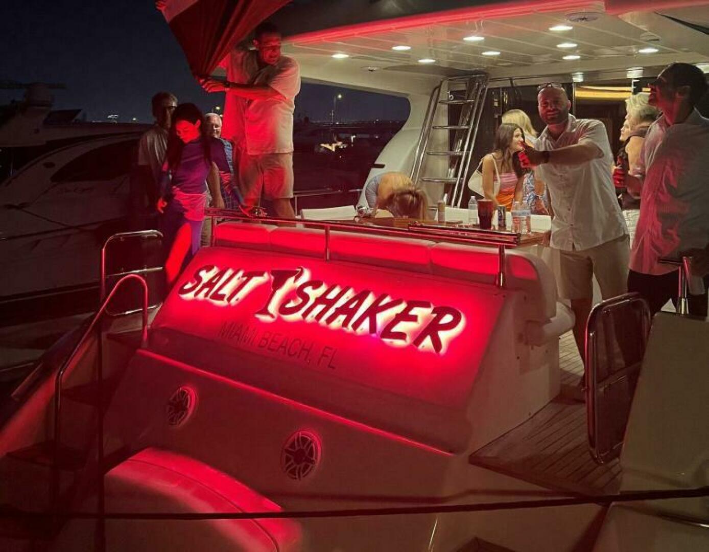 Slide: The Image of Azimut 70 Sea-Jet 2001 - 5098492