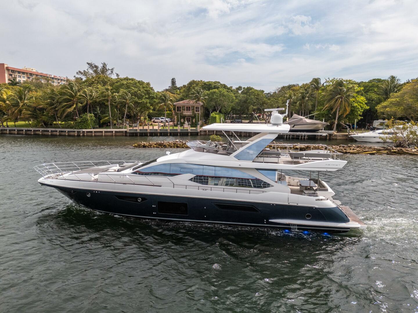 Slide: The Image of Azimut 72 Fly 2016 - 5133157