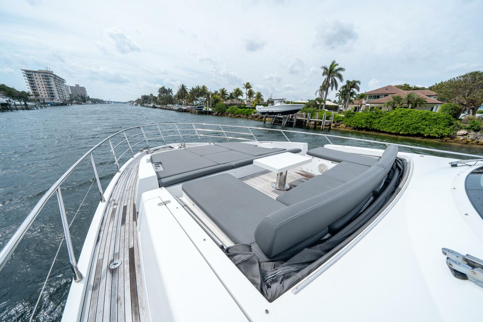 Slide: The Image of Azimut 72 Fly 2016 - 5133173